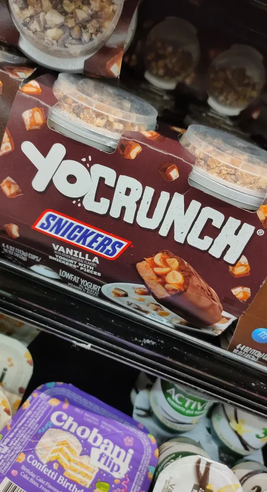 Vanilla lowfat yogurt with snickers pieces