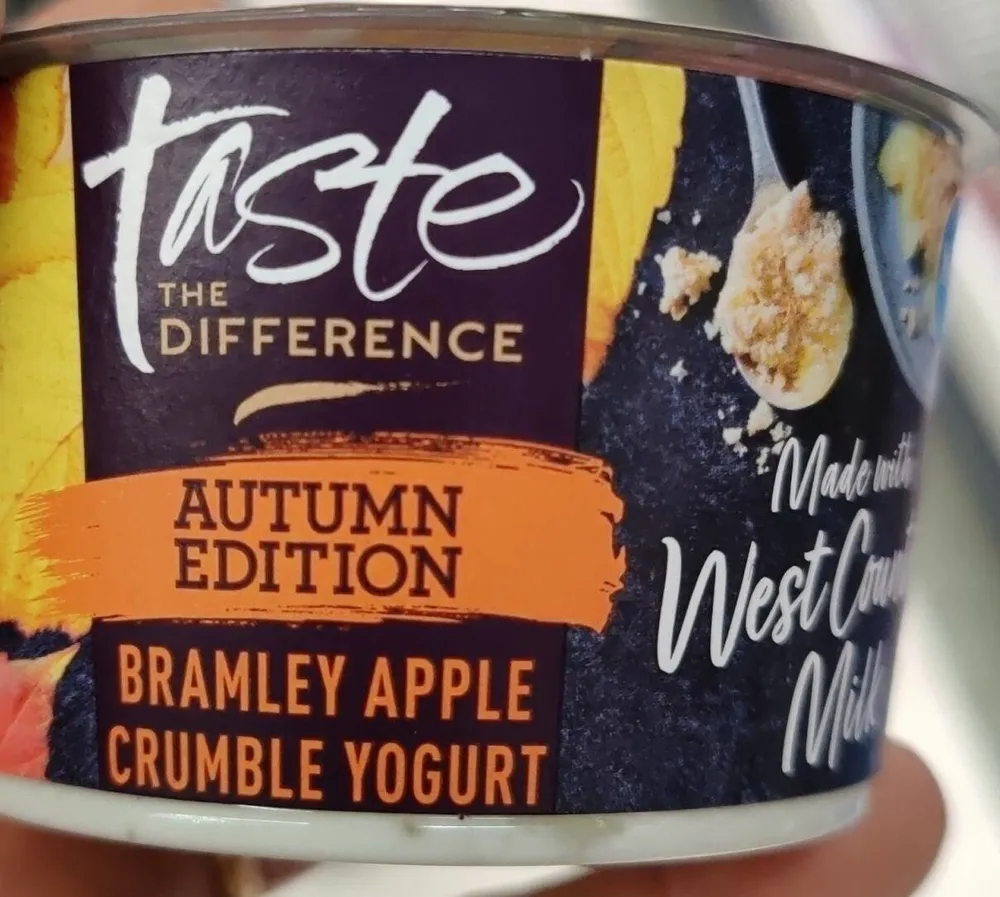 Apple crumble yoghurt