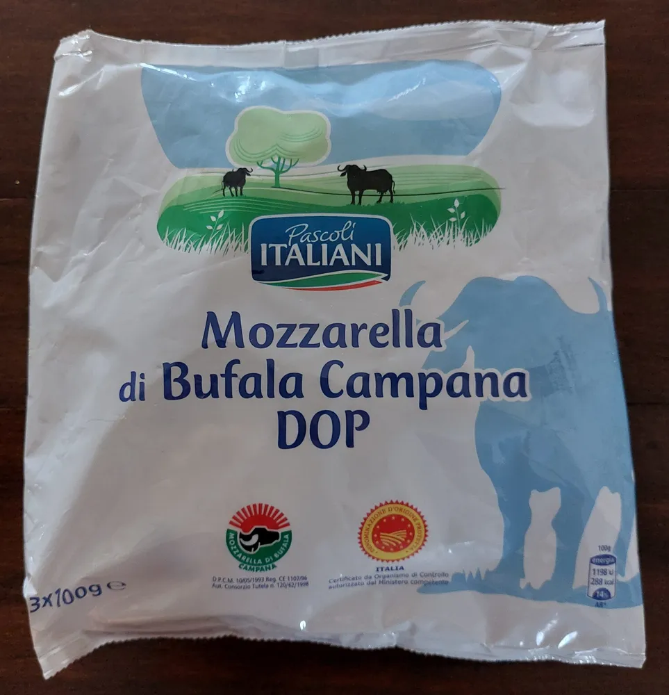 mozzarella di bufala campana