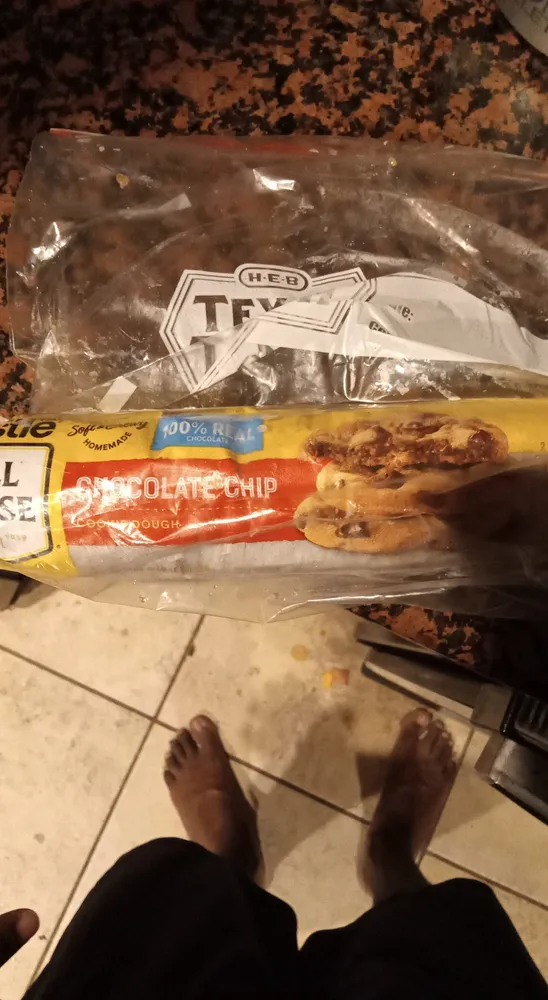 Nestle Toll House Chocolate Chip Cookie Dough 30 Oz