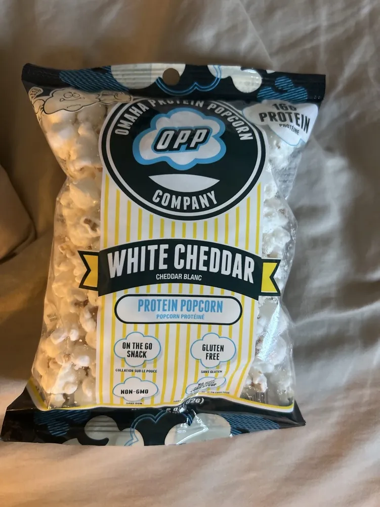White cheddar protein popcorn
