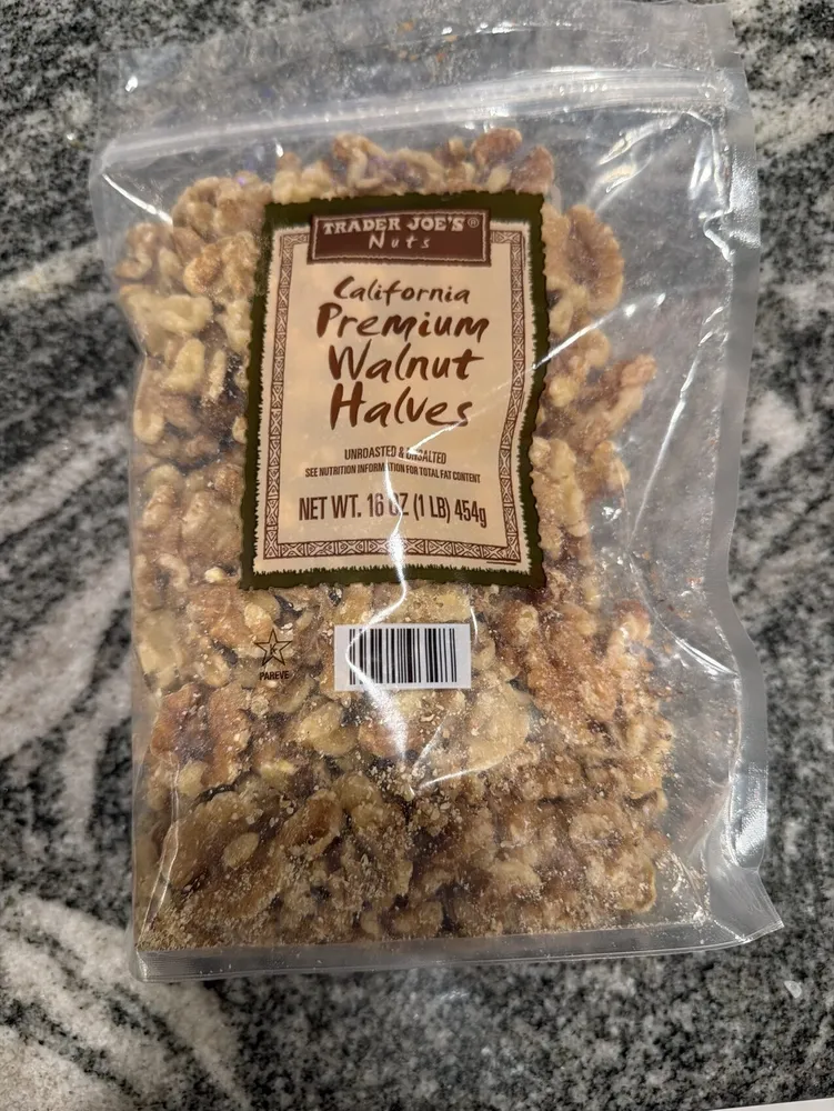 California Premium Walnut Halves
