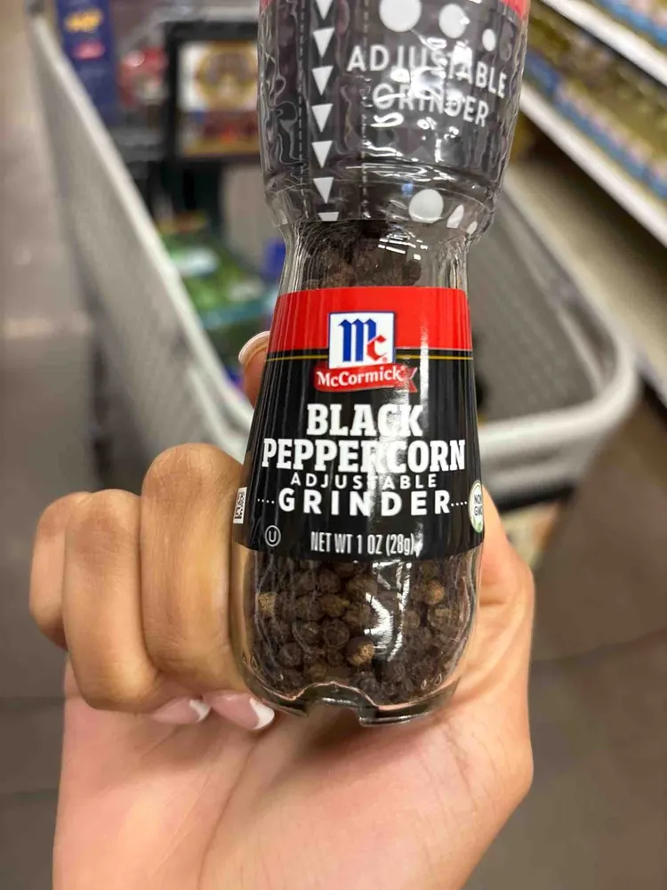 Black Peppercorn Adjustable Grinder