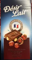 Chocolat au lait aux noisettes entières