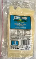 Queso tipo suizo en rebanadas