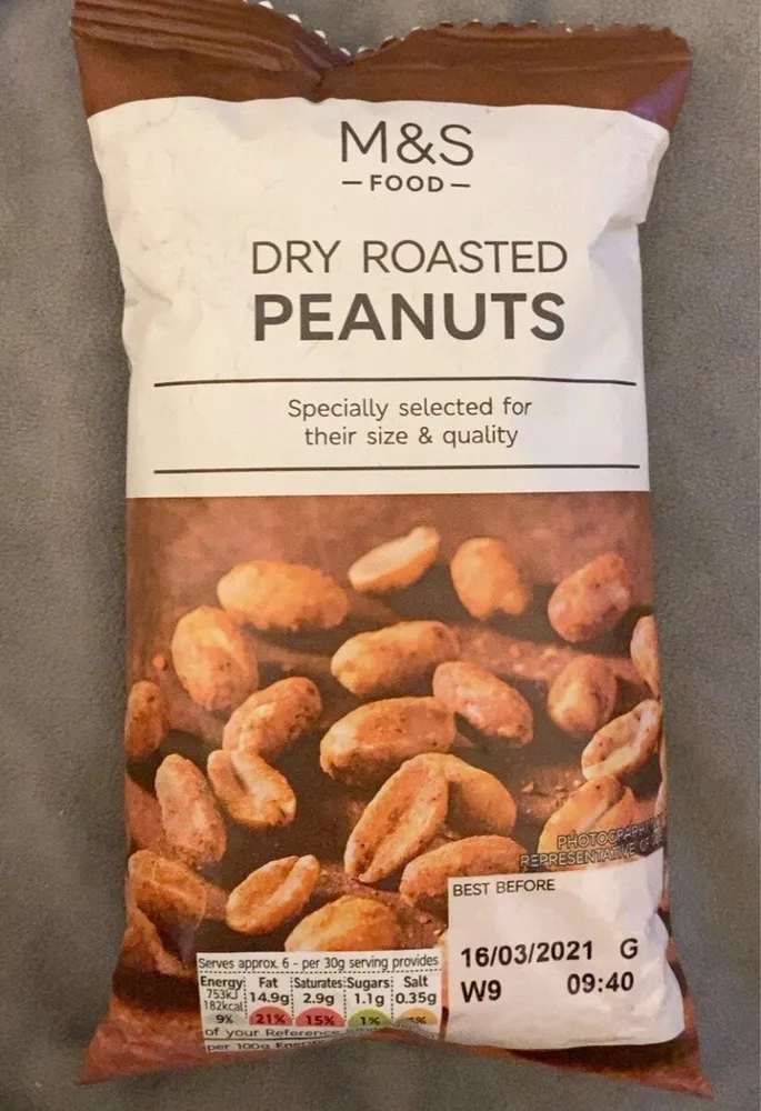 Dry roasted peanuts