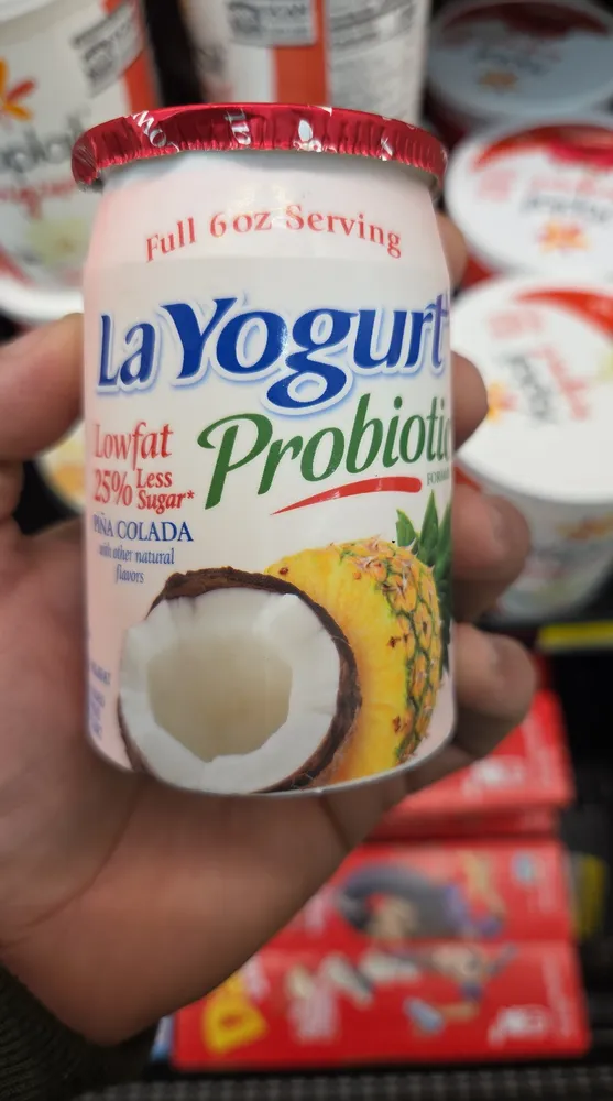 Probiotic blended lowfat yogurt pina colada