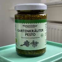 Gartenkräuter Pesto
