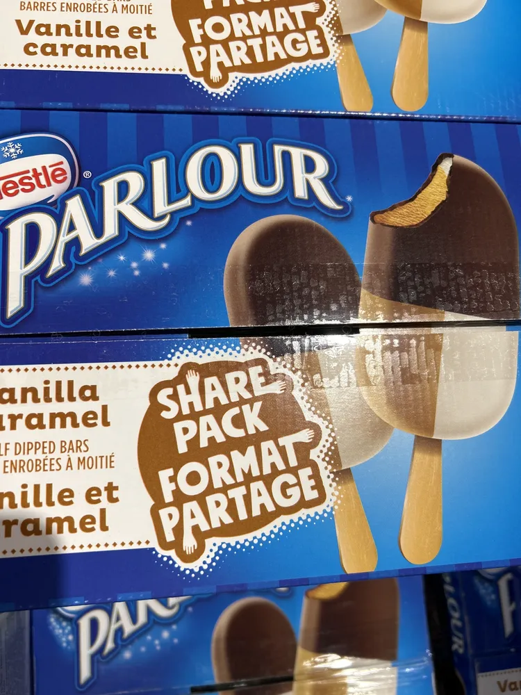 Vanilla Caramel Half Dipped Bars / Barres enrobées à moitié Vanille et caramel