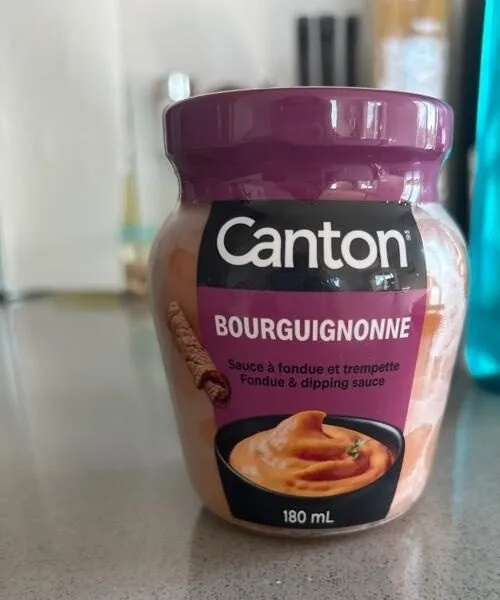 BOURGUIGNONNE Fondue & dipping sauce