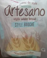 Pain blanc de style brioché