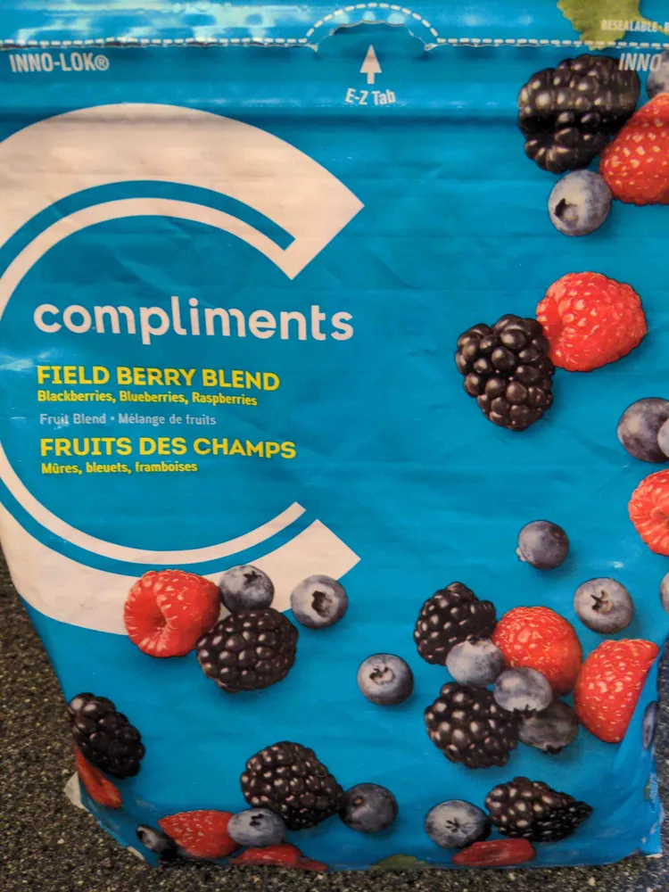 Field Berry Blend