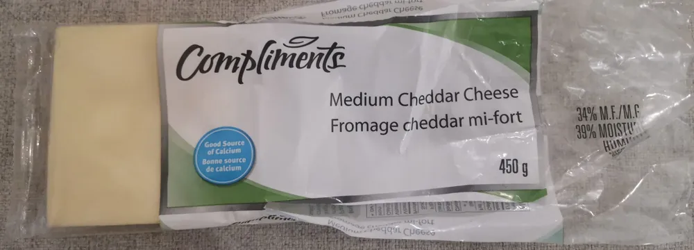 Medium cheddar cheese