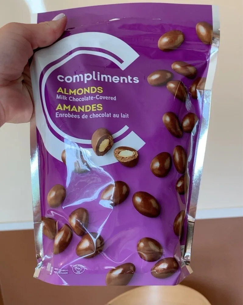 almonds (milk chocolate covered)