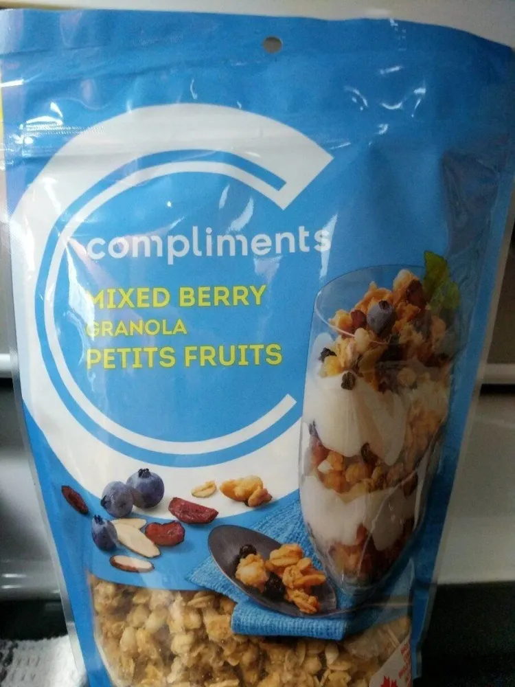 Mixed Berry Granola