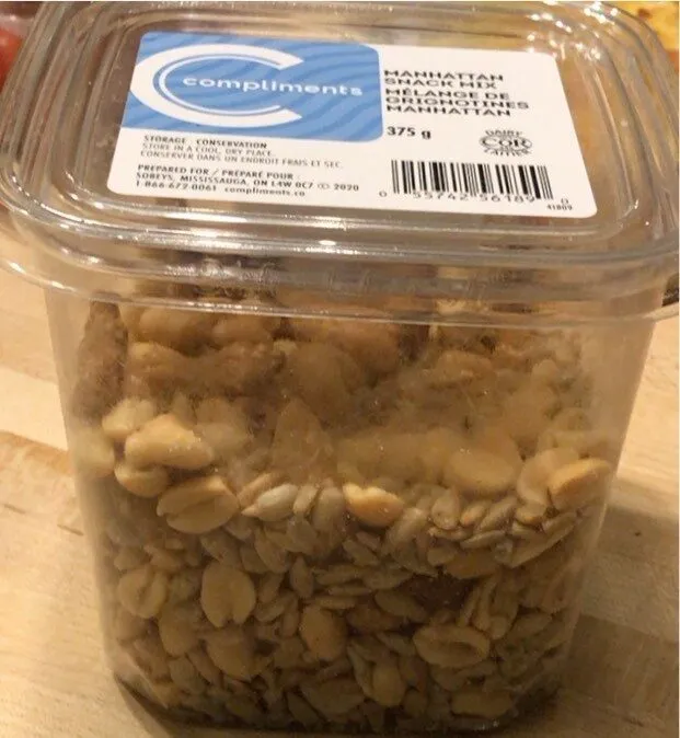 Manhattan snack mix
