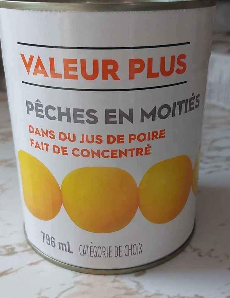 Pêches en moitié