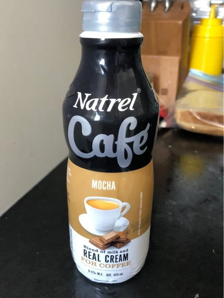 Mélange De Crème Et De Lait Pour Le Café (moka)