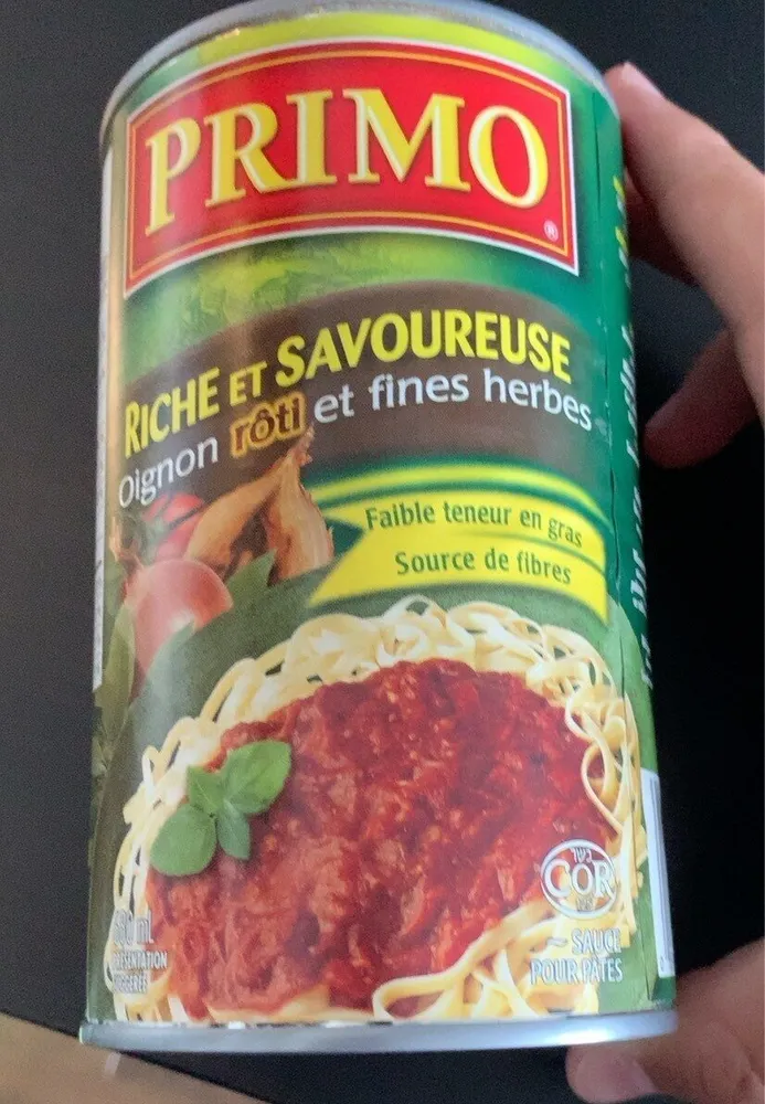 Primo thick and zesty roasted onion pasta sauce