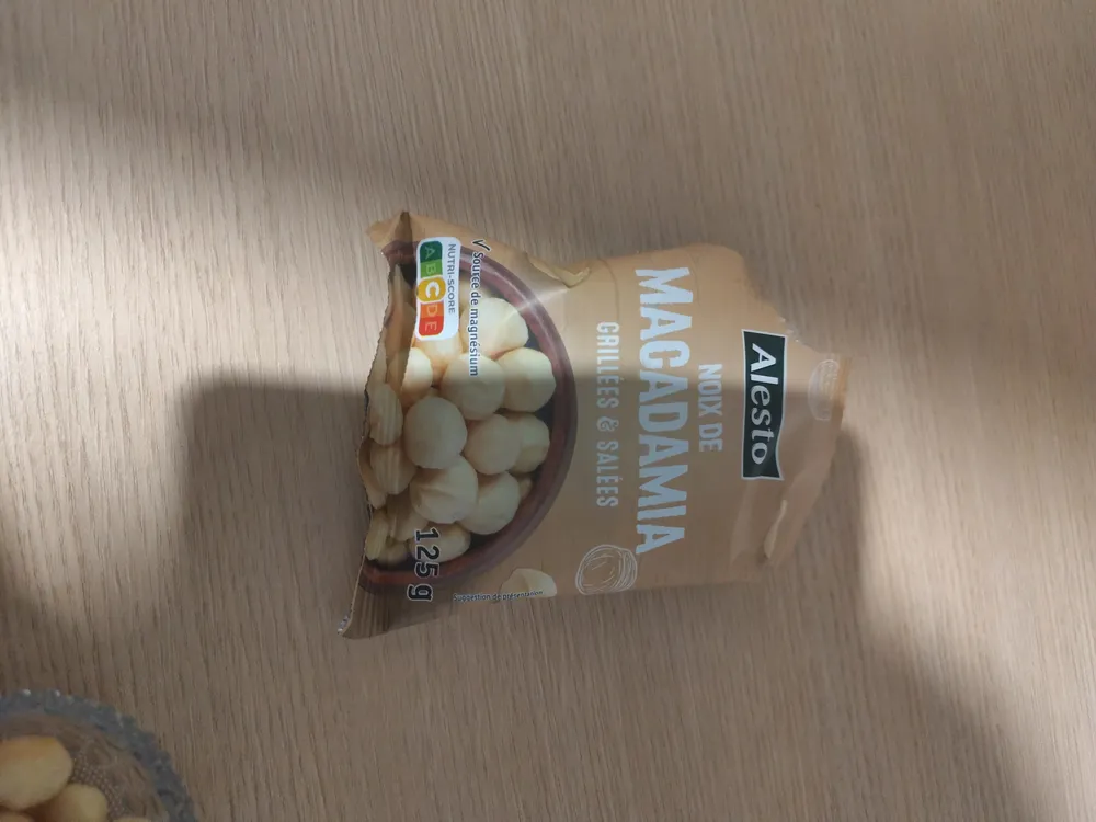 Noix de macadamia grillées et salées