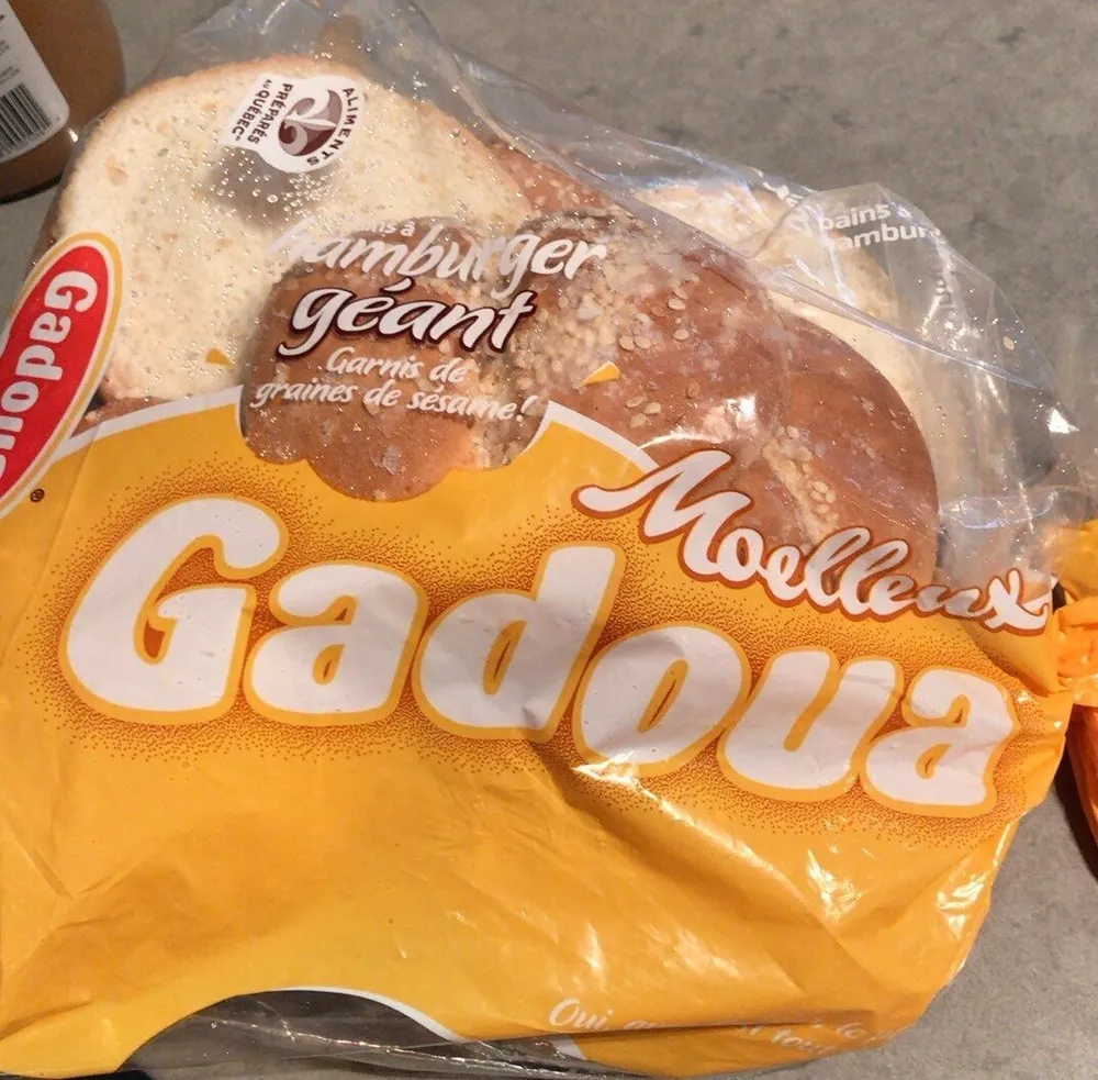 Pains à  hamburger au sésame