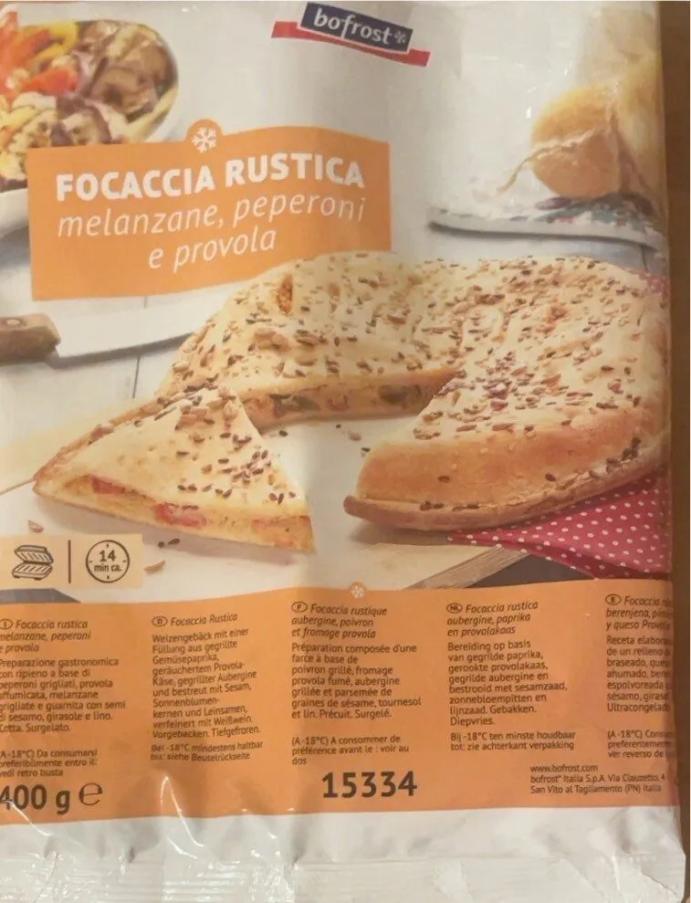 Focaccia rustica melanzane, peperoni e provola