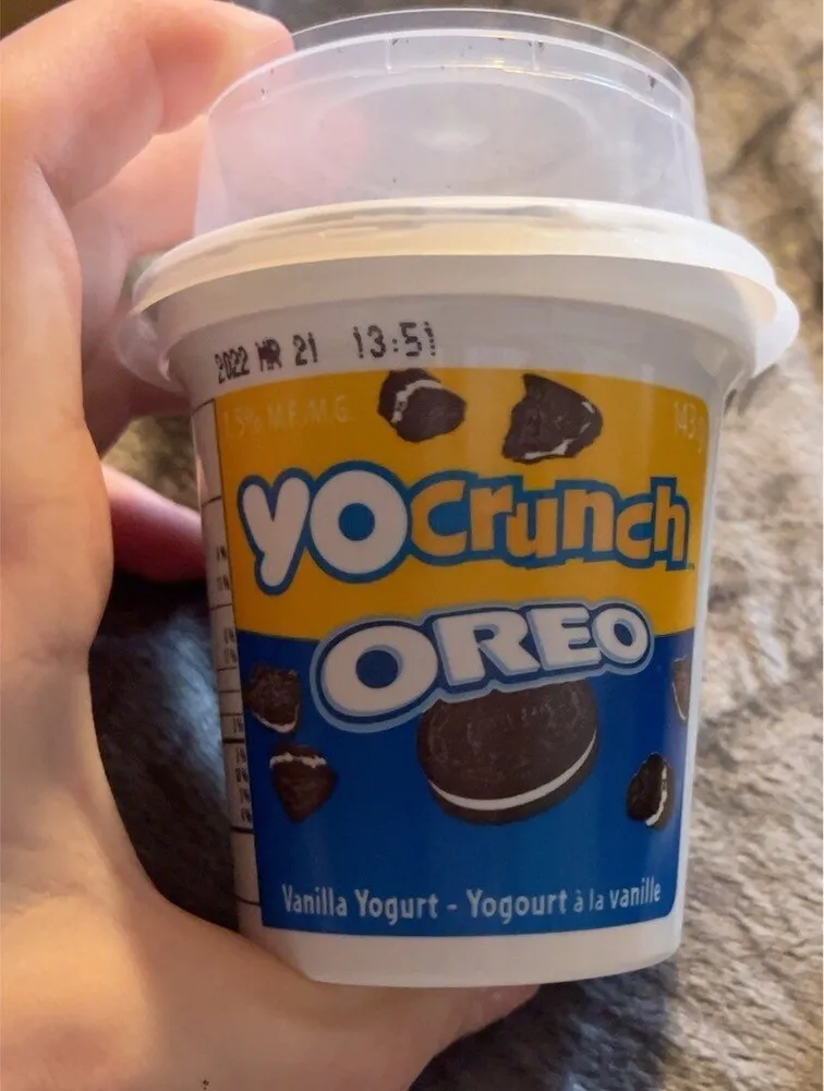 yocrunch oreo vanilla yogurt