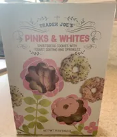 PINKS & WHITES SHORTBREAD COOKIES WITH YOGURT COATING AND SPRINKLES