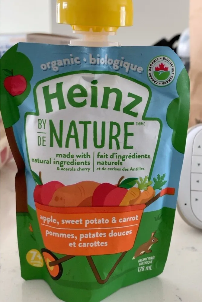 Purée biologique pommes, patates douces et carottes