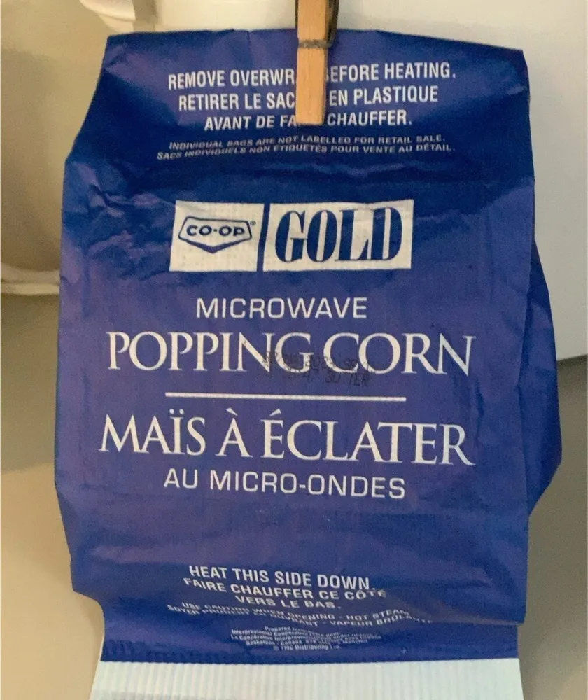 Microwave popping corn