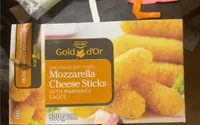 Mozzarella cheese sticks