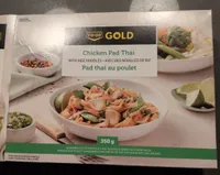 Chicken Pad Thai With Rice Noodles