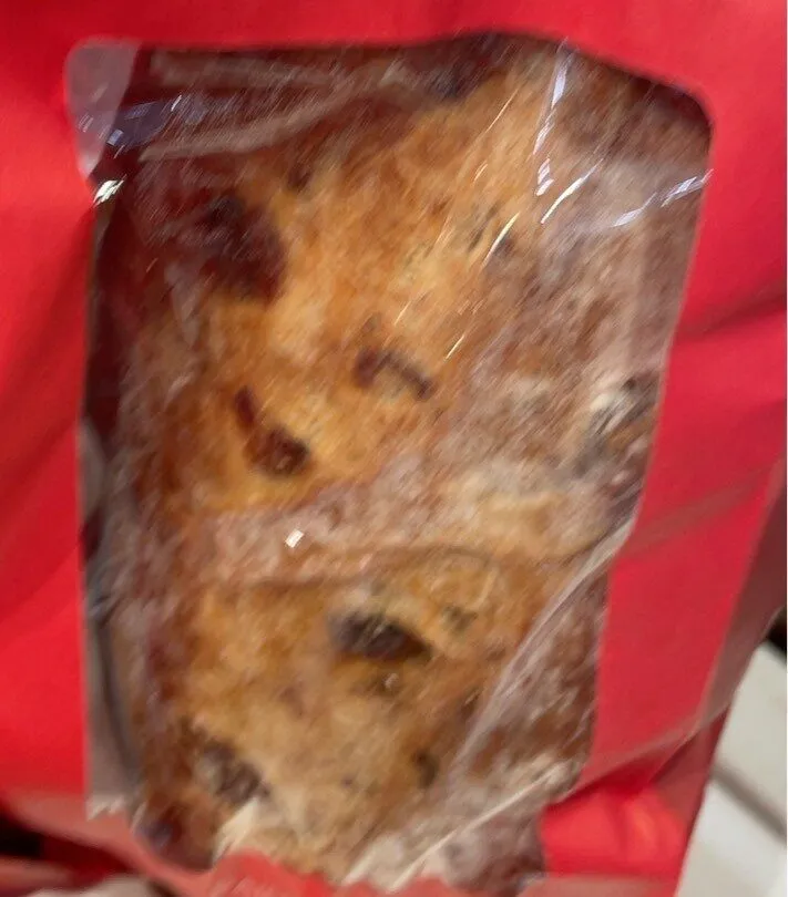152RAPO Raisin & Apple Bread