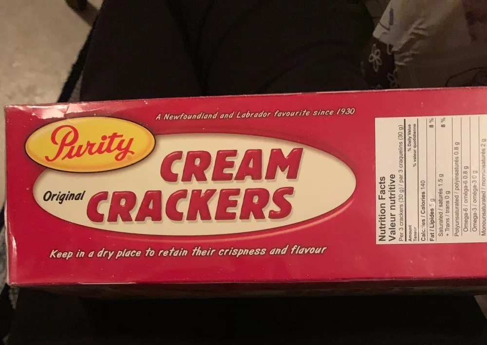Cream crackers