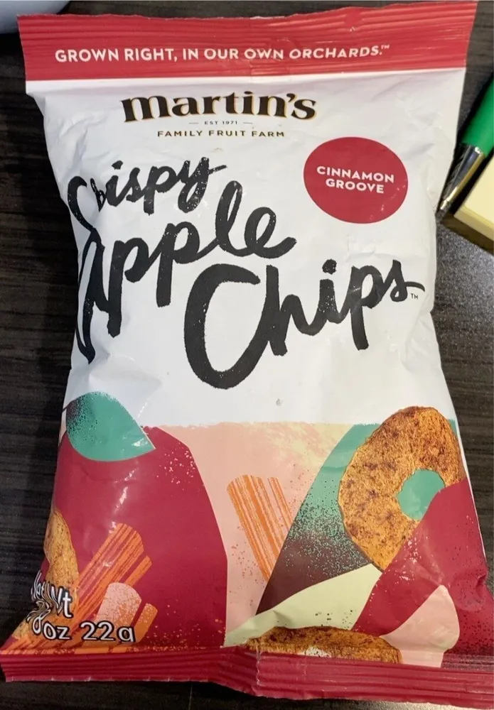 Crispy apple chips, cinnamon grove
