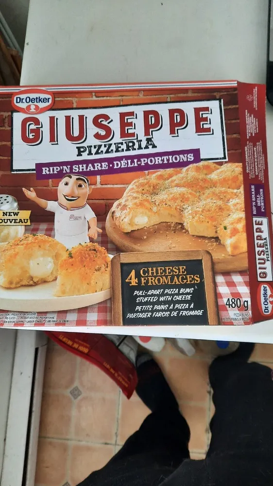 4 Cheese Pull-Apart Pizza Buns