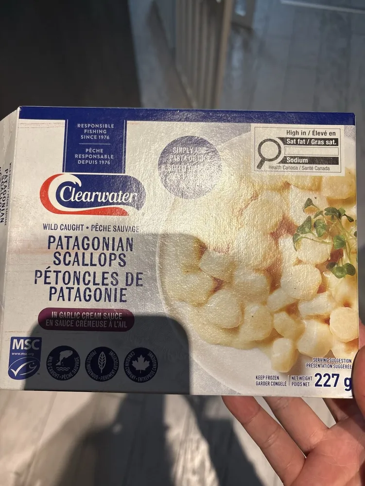 Patagonian Scallops In Garlic Cream Sauce