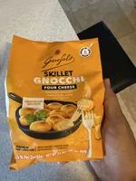 SKILLET GNOCCHI FOUR CHEESE