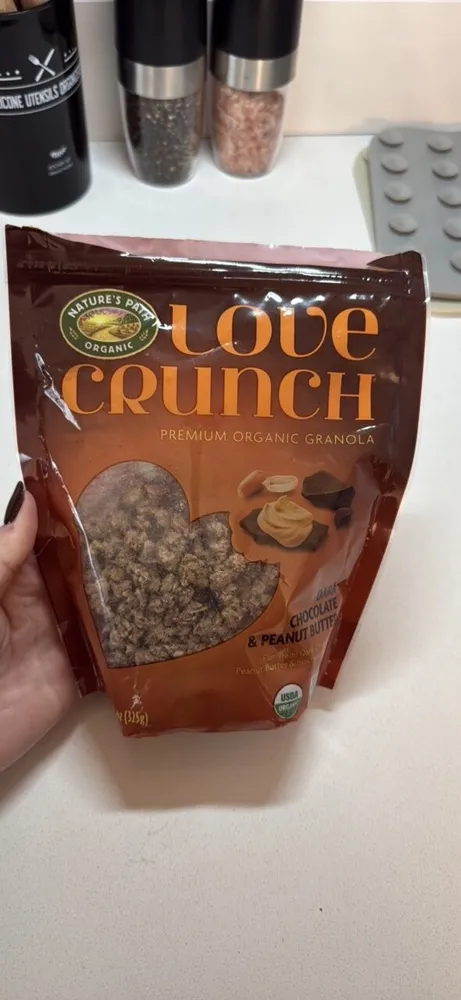 Love Crunch Dark Chocolate & Peanut Butter Granola