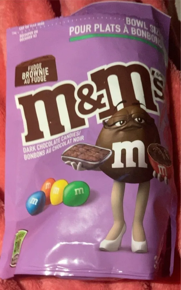 M&M chocolats noir brownie au fudge