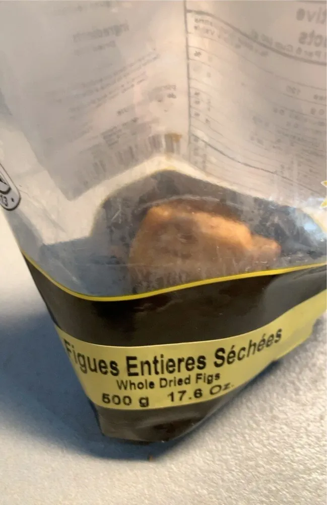 Figues entieres sechees