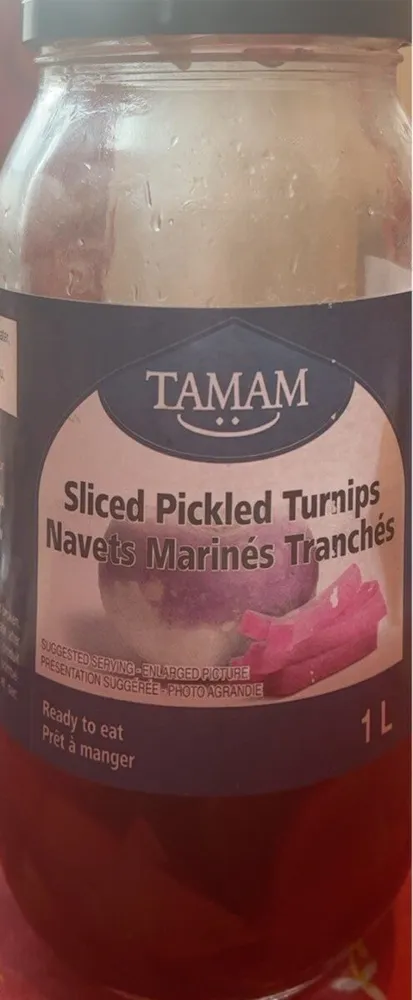 Navets marinés tranchés