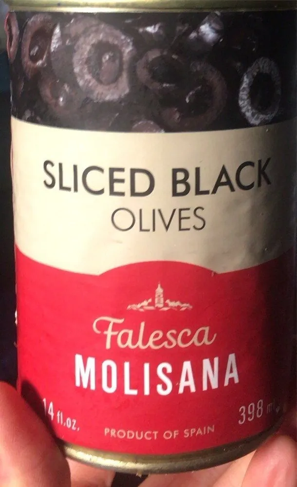 Sliced black olives