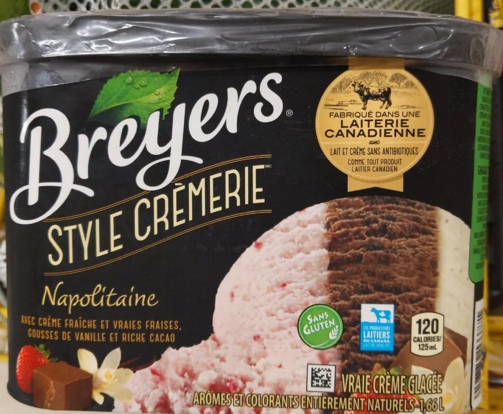Napolitaine style crèmerie