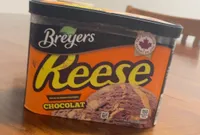 Reese‘s pieces ice cream