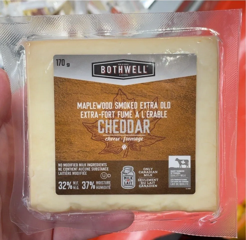 Maplewood Smoked Extra Old Cheddar