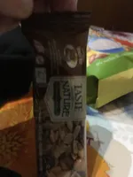 Organic fruit and nut bar