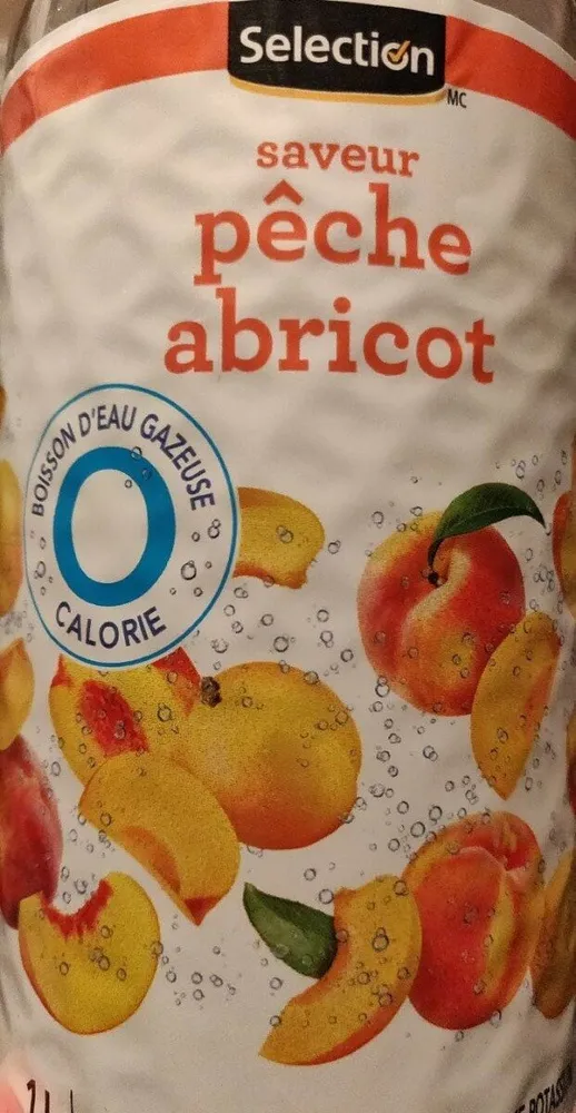 Boisson d'eau gazeuse saveur pêche abricot