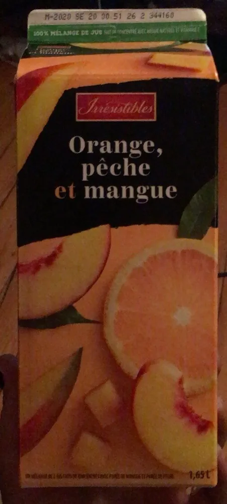Orange, pêche et mangue