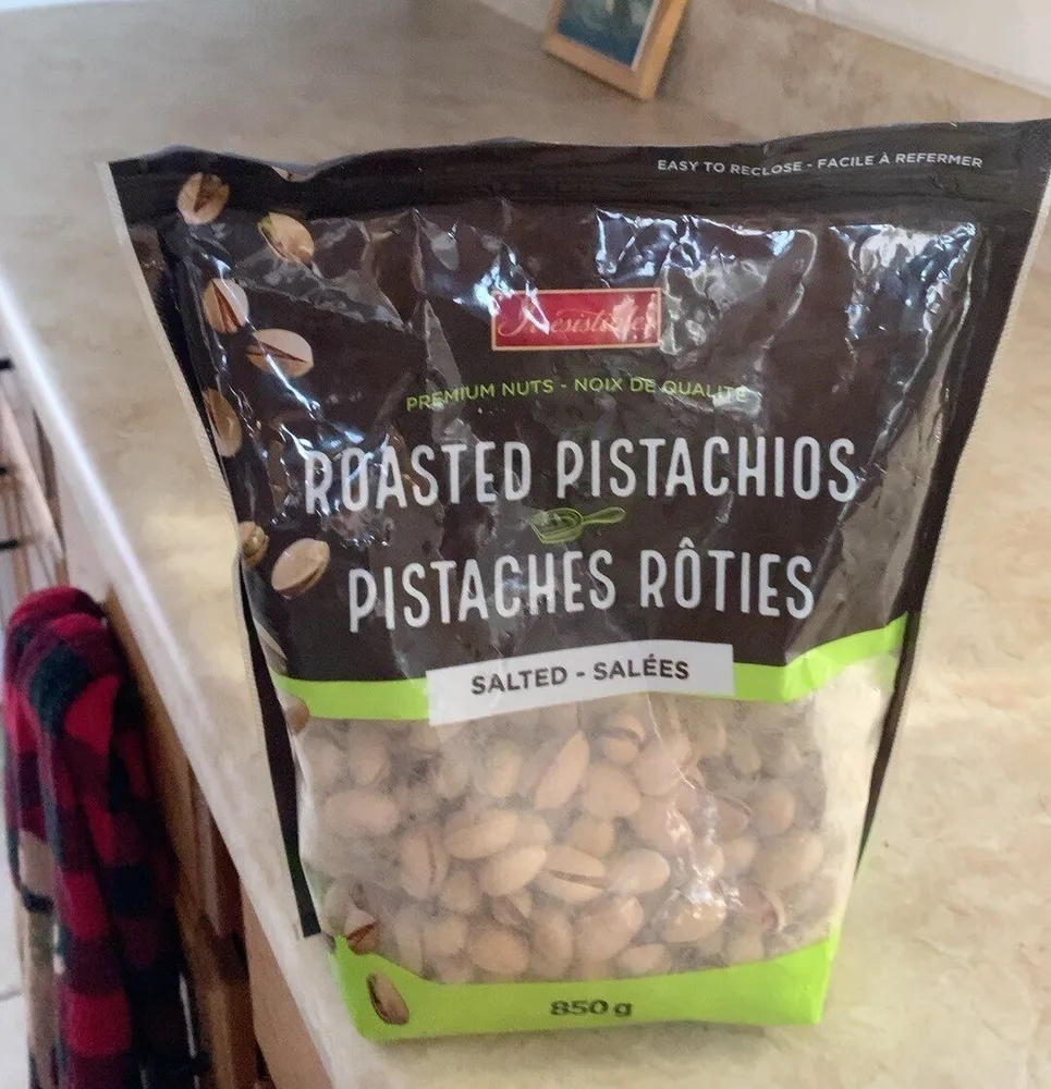 Roasted pistachios